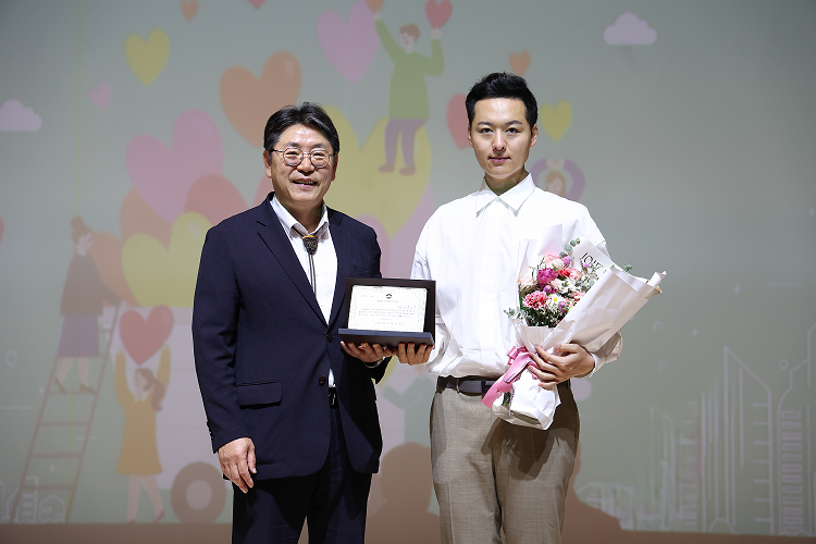 (주)대력 박상근 대표 7월 자랑스러운 김해 CEO 수상